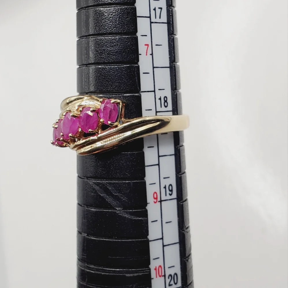 10k Yellow Gold Ruby Ring